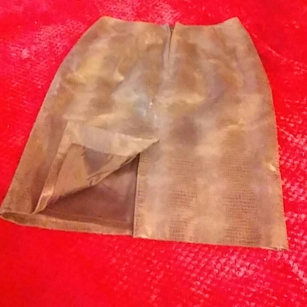 100% Genuine Leather Mid Length Skirt
